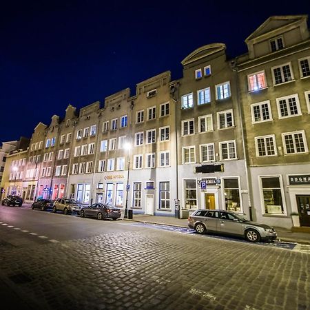 Wide Street Hostel Гданск Екстериор снимка